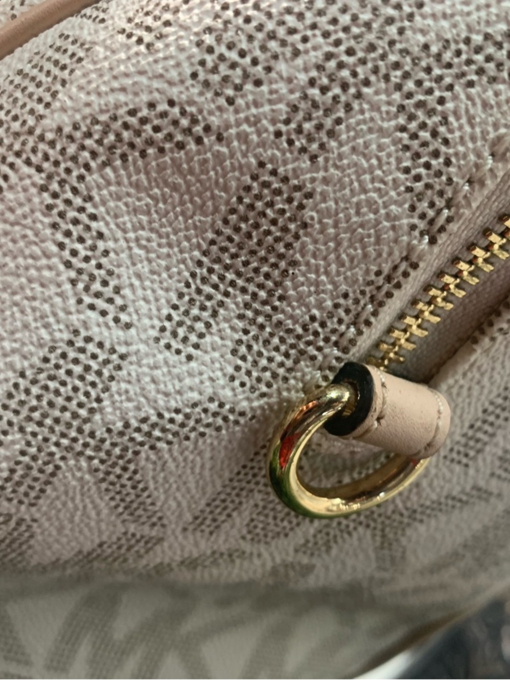 Michael Kors Beige/Tan MK Signature Satchel - Picture 9 of 10